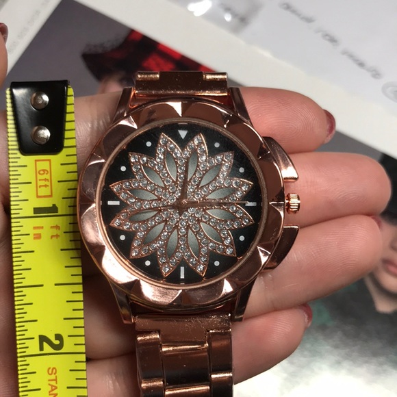 Fashion Watch Rose Gold - Picture 8 of 8